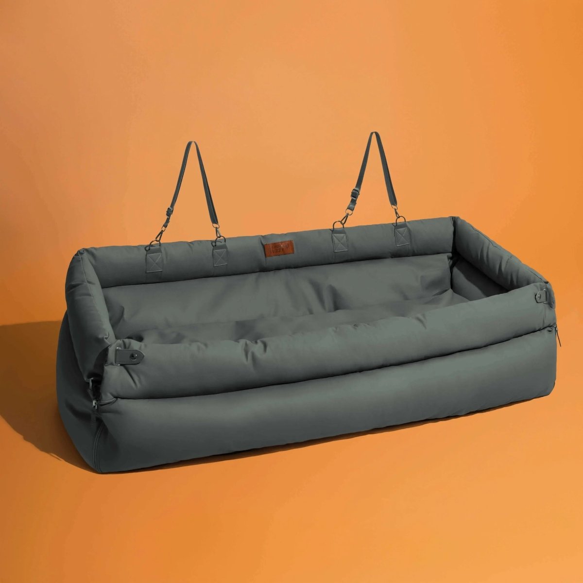 Asiento Elevado Deluxe Grande para Perros en Cuero Sintético – Explorer edition - KNICHE